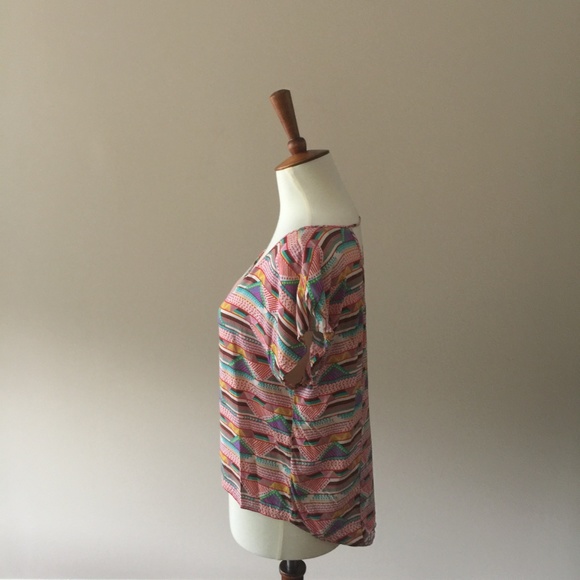 Leo Meets Virgo Aztec Print Top - Picture 4 of 7